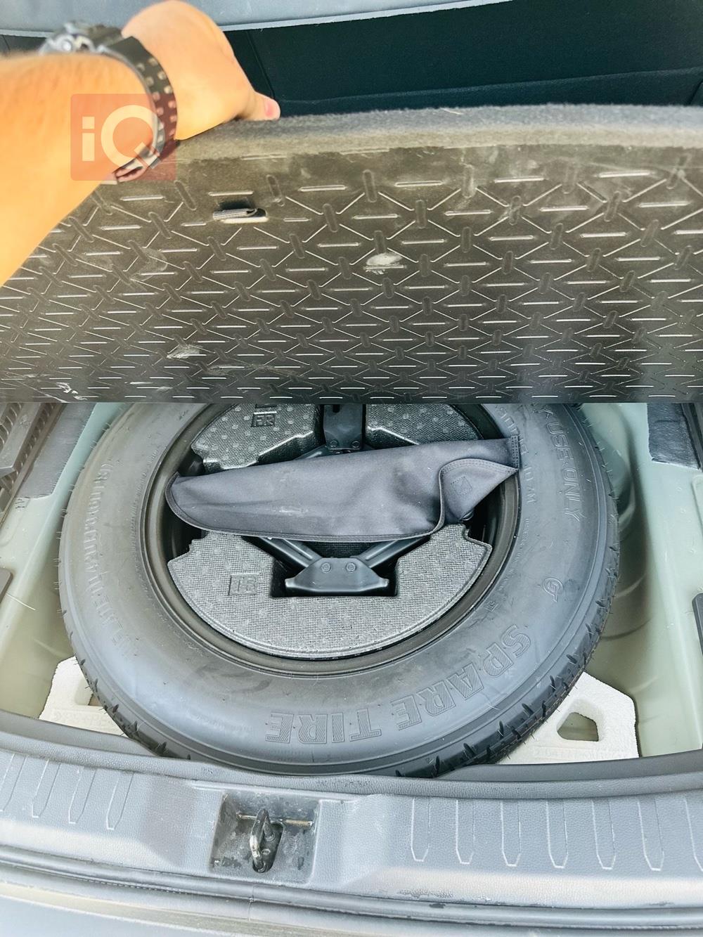 تۆیۆتا ڕاڤ 4